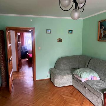 Богдана Хмельницького вул., 245