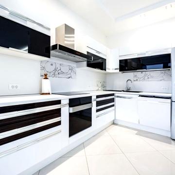 Пантелеймонівська вул., 88/1