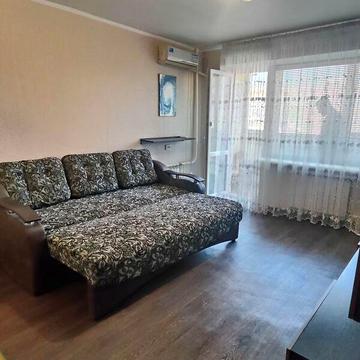 Довгострокова оренда 1к Квартира Дія Максима вулиця