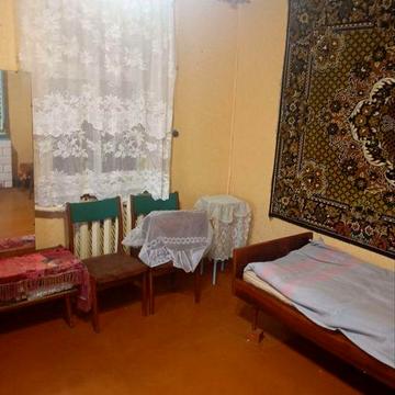 Продам частину будинку в Центральній частині міста.