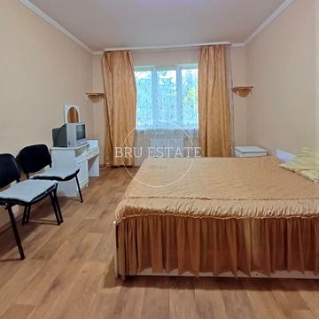 Червоної Калини просп. (Володимира Маяковського), 79-А