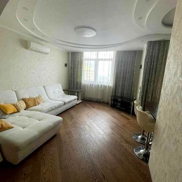 Воскресенська вул., 18-Б