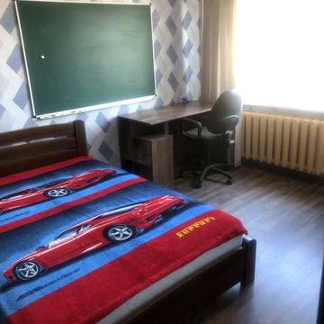 Продається 2-х кімнатна квартира Дарницькій р-н