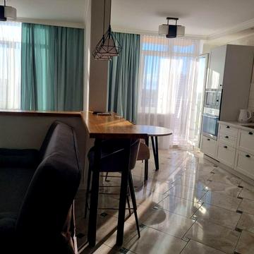 Здається 1 кім. простора, світла квартира ЖК Дмитриевський