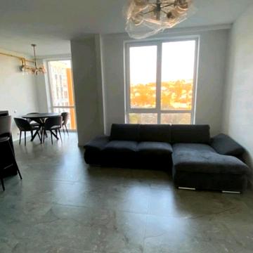 Корнелія Дзержика вул., 16б