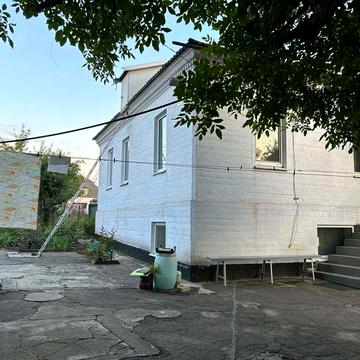 Продаж 2 поверхового будинку на вул. Міцкевича