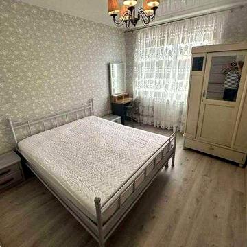 Аренда 2 к кв. пр. Небесной сотни. Киевский р-н