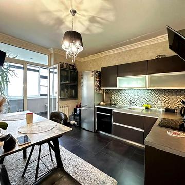 Вишгородська вул., 45