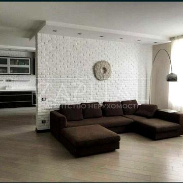 ВЕЛИКА КВАРТИРА в оренду на вул. Амосова 4 (З ПАРКОМІСЦЕМ)