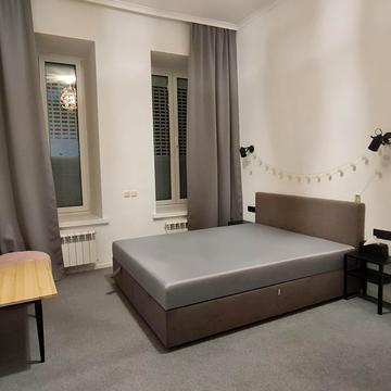 Волоська вул., 2