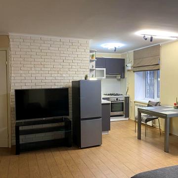 Євгена Коновальця вул. (Щорса), 15 к1