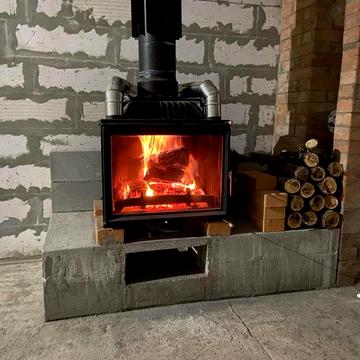 Продам дом в Фонтанке 1 на 10 сотках земли.