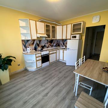 Драгоманова вул., 14