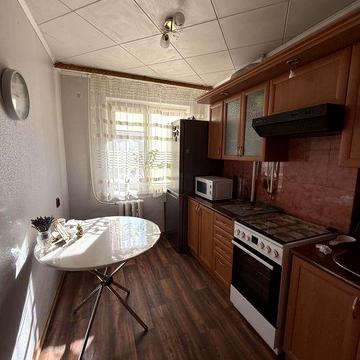 Оренда 2к квартири на 95 кварталі! Центр міста!