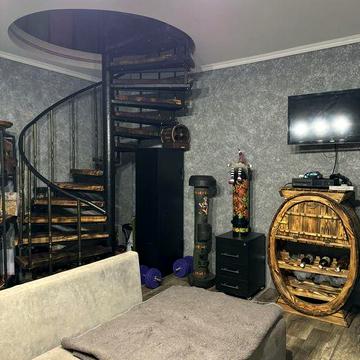 Продам великий та затишний будинок-дачу.Перевал