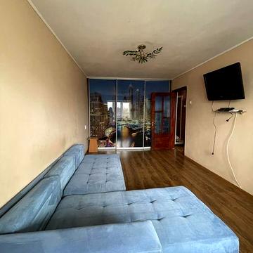 Довгострокова оренда однокімнатної квартири по вулиці Антона Листопада