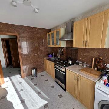 Сдам 2 х ком квартиру на Махачкалинской