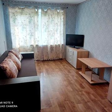 Сдам 2х ком. квартиру в центре