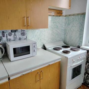 Академіка Глушкова просп., 2