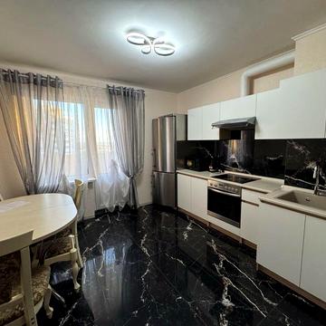 Оренда 2х кімнатої квартири , Є Генератом Харьківська Дарницький район