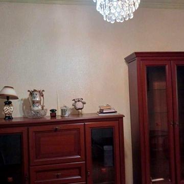 3х комнатная квартира , рядом центр ( сарай и гараж в подарок).