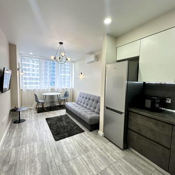 Євгена Сверстюка вул. (Марини Раскової), 6