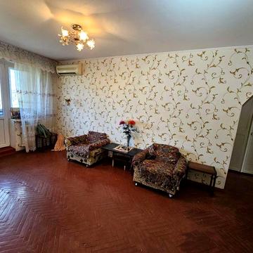 3 комн ул.Соборности (Косиора), район Восход