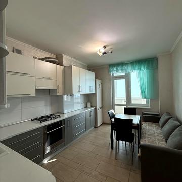 Червоної Калини просп., 70