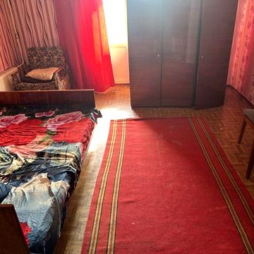 Здам 2 кім на Радянська Армия