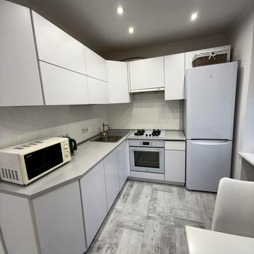 Ушинського вул., 1