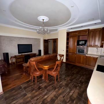 Панаса Мирного вул., 17