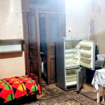 Сдам 1- ком. Скворцова / Бреуса. Цена с учетом ком. услуг.