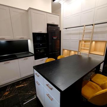 Михайлівський пров., 20