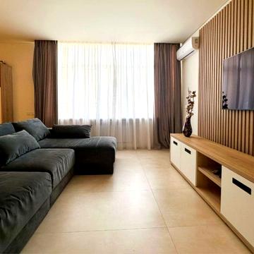 Митрополита Василя Липківського вул. (Урицького), 37-В