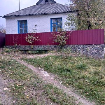 Продаж будинку .