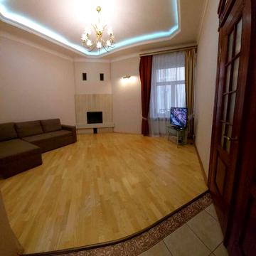 вул. Крушельницької. Центр Львова. Євроремонт. 3 кімнати. Оренда.