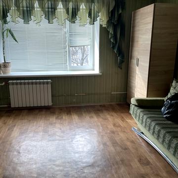 Металургів вул., 24