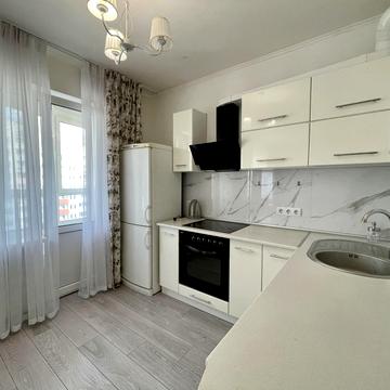 Софії Русової вул., 7