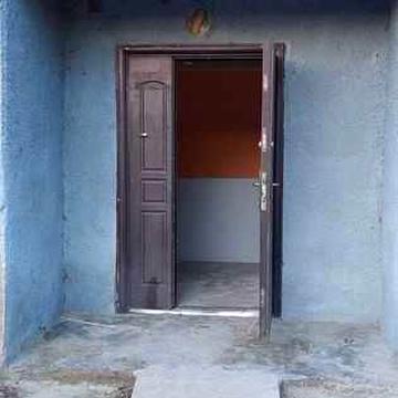 Продам квартиру на 1 поверсі