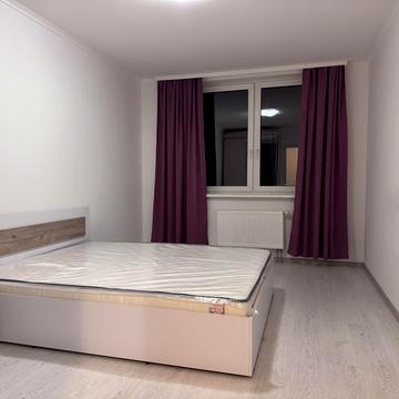 Юрія Поправки вул. (Миколи Лебедєва), 14