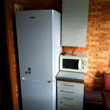 Харківське ш. 172-А, засклена лоджія на 2 кімнати. Залог за 2 платежі