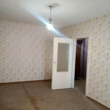 Срочно продам двох кімнатну квартиру