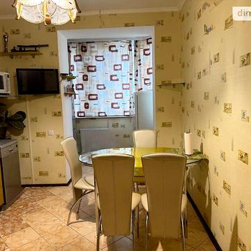 Довгострокова оренда 3к Квартира Келецька вулиця