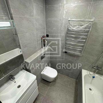 Продам ГАРНУ 1к квартиру Центр міста ЖК Royal Park. Підземний паркінг.