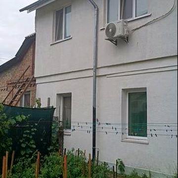 Будинок в Ірпені три поверхи для двох сімей.Готовий бізнес