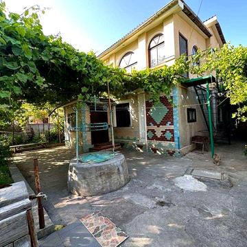 Сдам дом 3 к + кухня студия, газ котел не зависит от света, колодец !