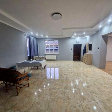 Дом на участке 12 сот