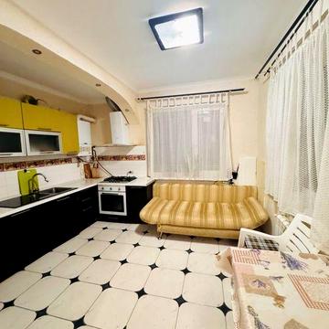 Здам будинок в Забуччі. Є гараж.