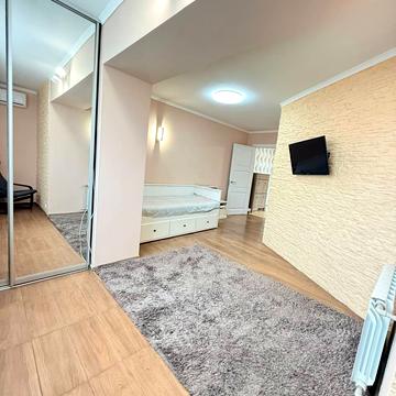 Шкільна вул., 19