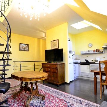 Свободи просп. (), 1/3